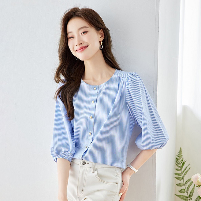 제이앤씨 여성 오피스룩 라운드넥 반팔 스프라이프 블라우스 JN01