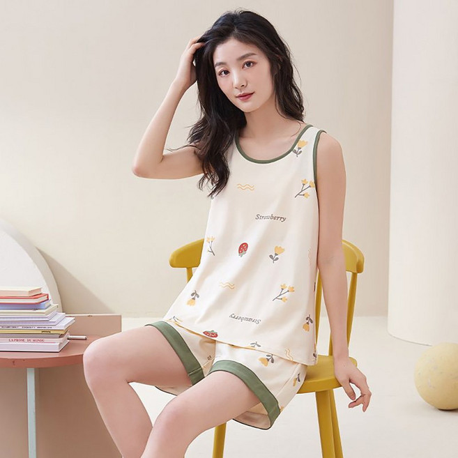 ROYALBELLE 여성 캐주얼 편한 잠옷세트 민소매 라운드넥 나시 + 와이드 반바지 홈웨어 M0050703