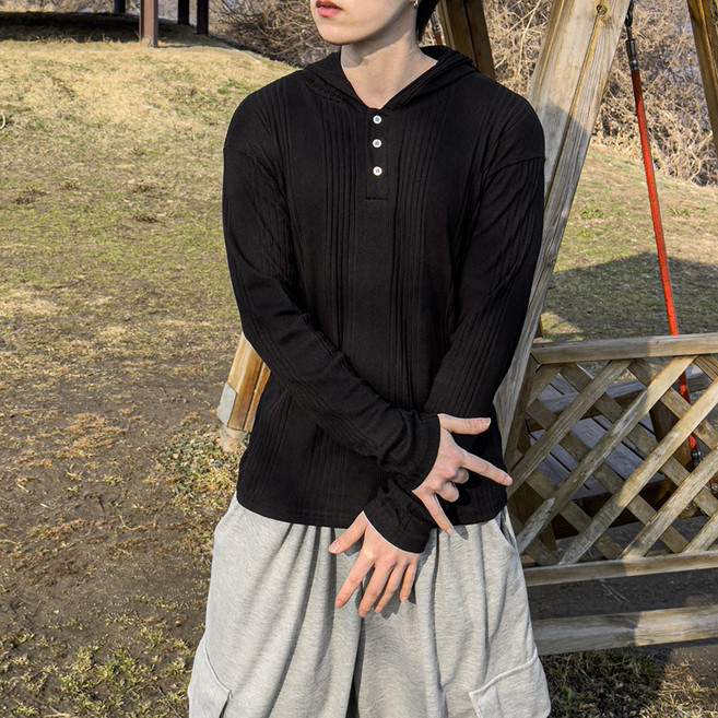 지금 JIIGEUM 플로위 헨리넥 후드 니트