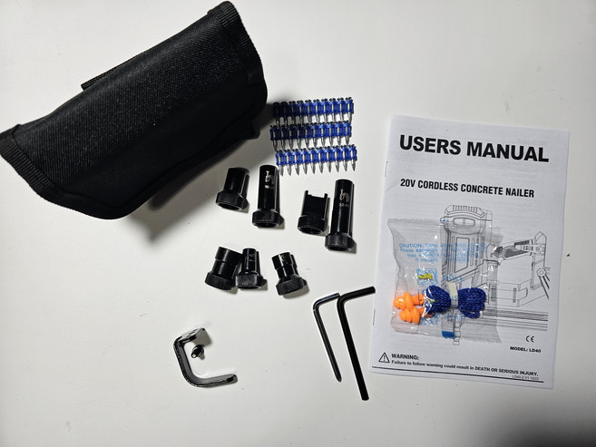 전기타카 실타카 타정기 레일건 무선 리튬이온 네일 손톱 건 자동 플라스틱 스트립 콘크리트 철강용 마키타 배터리 호환 도구, [01] PRO TOOL PACKAGE 3