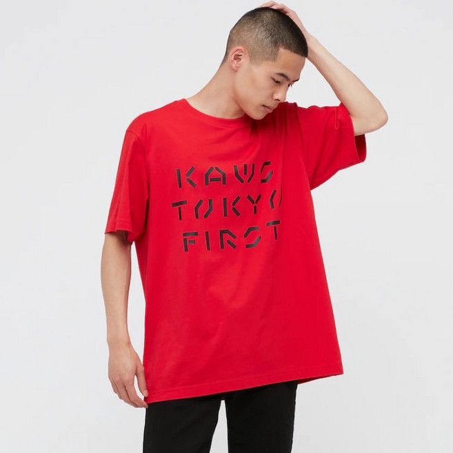 KAWS UT 東京2021展覽會聯名短T