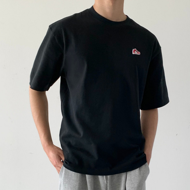 [국내 백화점] 나이키 조던 스니커즈 패치 반팔 티셔츠 데일리 여름 점프맨 오버핏 면 셔츠