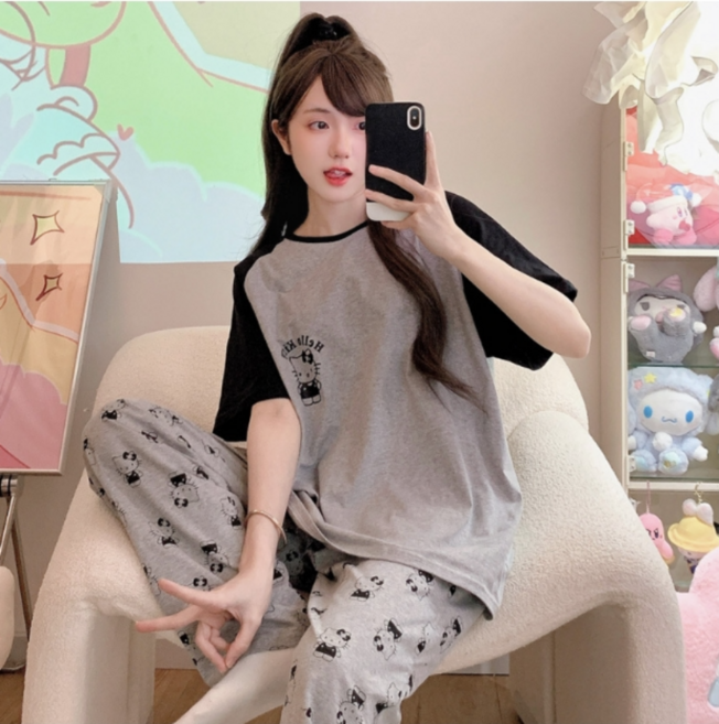 (당일발송)헬로키티잠옷 반팔+긴바지 상하세트 홈웨어 잠옷세트 캐릭터잠옷