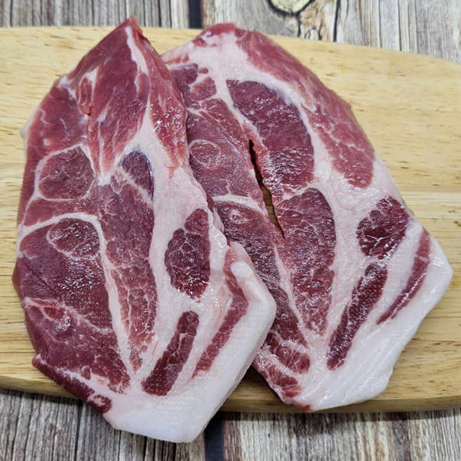 산청 흑 돼지 목살 지리산 흑 돼지 목심 지리산흑돈 흙돼지 생 목살 구이 캠핑돼지고기, 1개, 200g