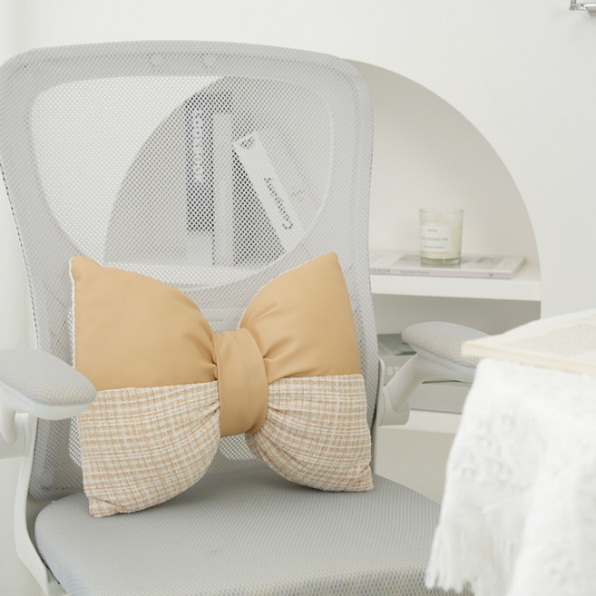 리본 등받이쿠션 부드럽고 편안하다 허리쿠션 모직 원단 소파쿠션 자동차허리쿠션 의자 허리쿠션 소파 장식품 (공주풍 디자인 정교한 리본), 41*31CM, Xiaoxiangfeng 허리 밀크티 색상