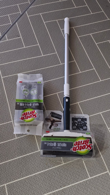 3M 스카치브라이트 돌돌이 테이프클리너 클린컷 대형팩(롱핸들 1개+리필 1개) + 리필 2개 롤크리너 돌돌이밀대, 3M 스카치브라이트 돌돌이 테이프클리너 클린컷 대형팩(, 1