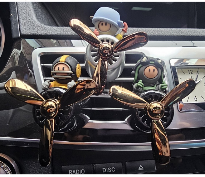 국내생산 리필 방향제 3개입 / 미니 비행기 3가지 캐릭터 송풍구형 차량용 방향제, 블루냄비 헬멧, 1개