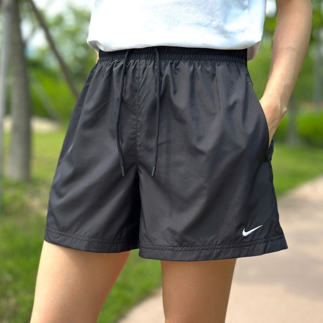 나이키 NSW 여성 반바지 여름 쇼츠 경량 우븐 미드라이즈 팬츠 러닝복 헬스복 운동복 하의