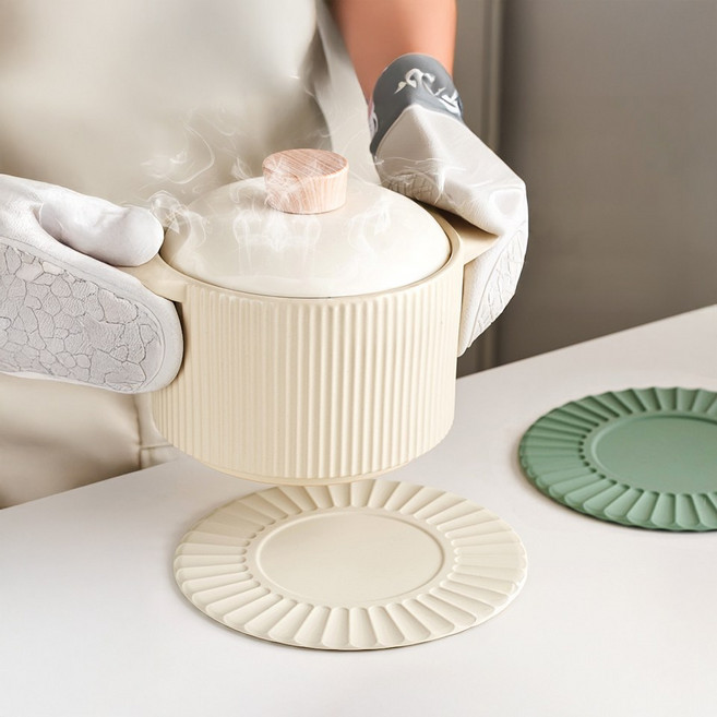 코지스 두꺼운 실리콘 냄비받침 16cm 2pcs 세트, 아이보리+연그린, 1세트