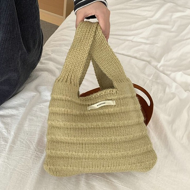 보니타콜렉티드 포근 사각 니트 토트백 귀여운가방대학생가방
