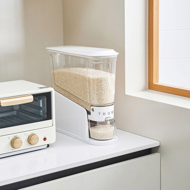 [YOUNG] 주방 필수템 깔끔한 투명 슬림 원터치 쌀통 잡곡 보관통, 1개, 투명-화이트