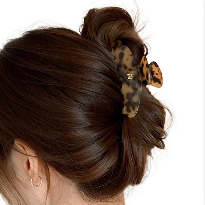 벨라민 호피 집게핀 반묶음 올림머리 중형
