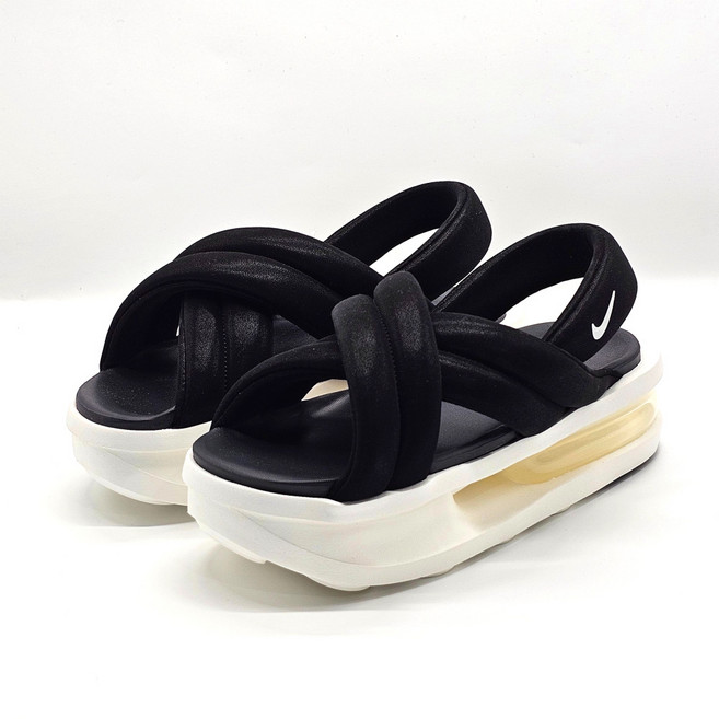 나이키 여성 슈즈 에어맥스 아일라 샌들 블랙화이트 발편한 신기편한 쿠션좋은 데일리 출근용 여행용 여름 패션화 패션양말증정 DD1453