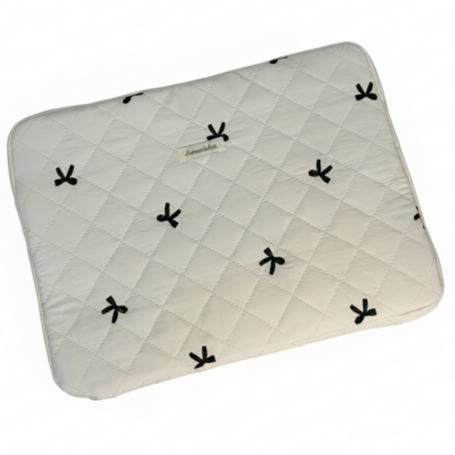 달그라미 퀼팅 노트북 파우치 케이스 리본 패턴 11/15 inch, 1개, 크림