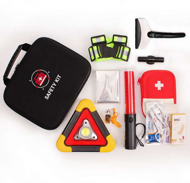 자동차 안전 키트 비상망치 안전벨트커터 LED 안전삼각대 경광봉 차량안전용품 세트 2차사고예방, 7종, 1개