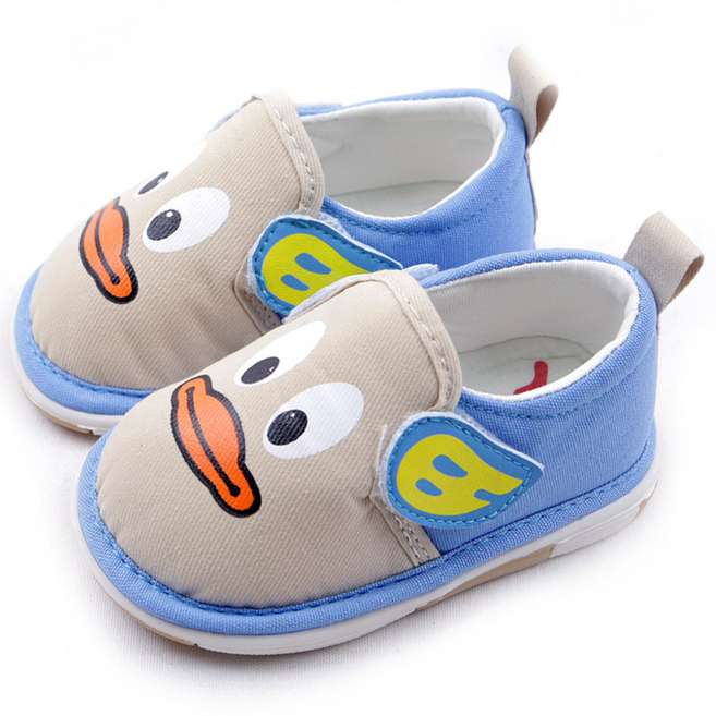 풋풋 날아봐 삑삑이 운동화