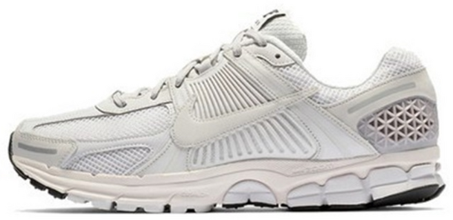 나이키 줌 보메로 5 봄여름 충격흡수 런닝화