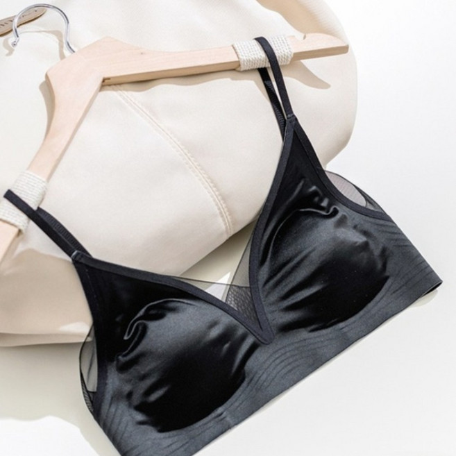 초 본 초 색 여름 히트템 여성 브라 초박형 새틴 노와이어 브라 3D 서포트 토끼귀 컵 심브이 망사 심리스 브라 빅사이즈 슬림핏 스몰컵 공백방지 통기성 여름 브라 속옷 스킨/블랙