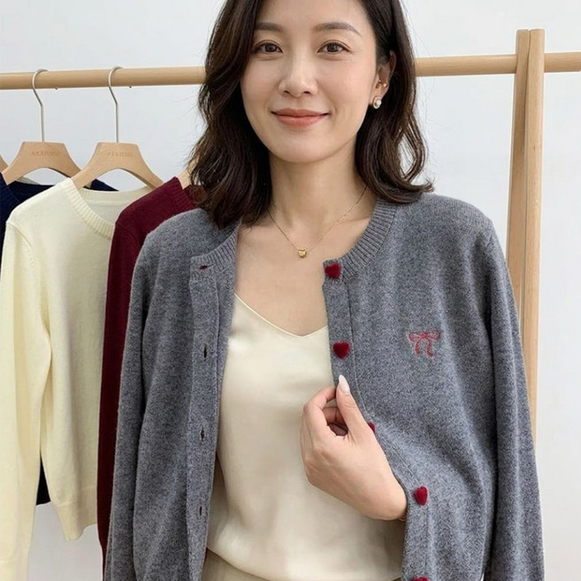 블랙체리몰 나비 심볼 여성 니트가디건 봄가을초여름용 5종컬러