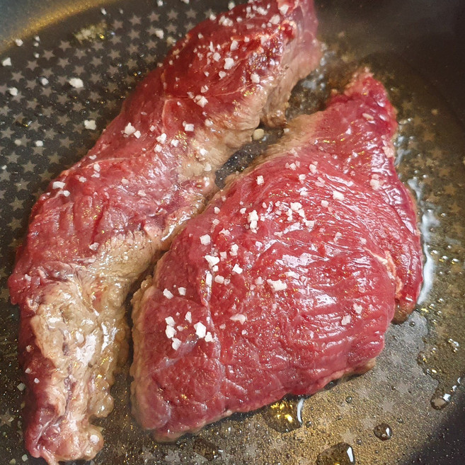 한조푸드 말고기 구이용 바사시 스테이크 고단백 저지방 바디프로필 다이어트 식단 안심 300g, 1개