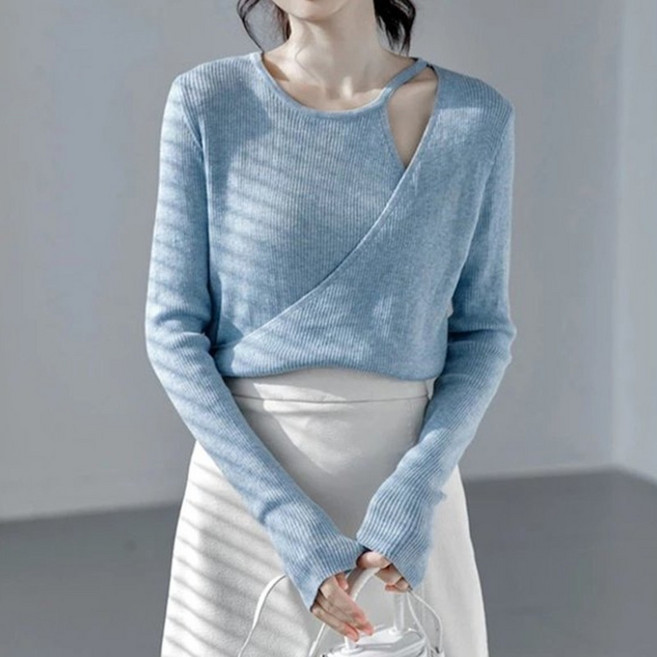 어깨트임 랩 니트