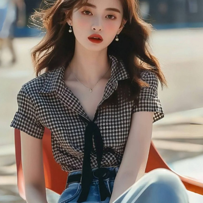 해피유통 여성 여름 체크 반팔 리본 블라우스 세련된 카라 디자인bhf