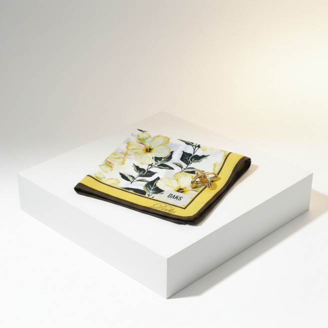 닥스 블루밍 가든 플라워 쁘띠 스카프 겸 손수건 (스카프링 선물포장 쇼핑백)