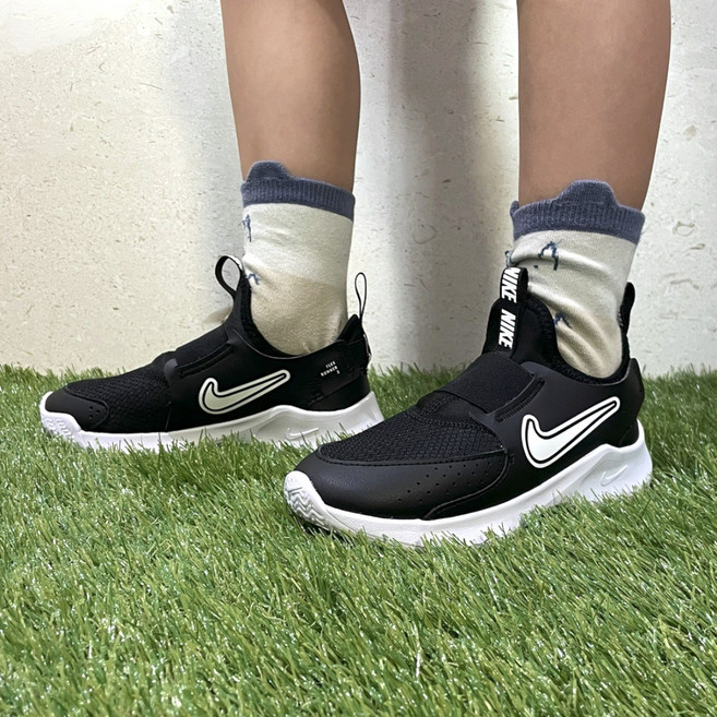 나이키 키즈 발편한 운동화 블랙 플렉스 러너3 고리수건 추가구성