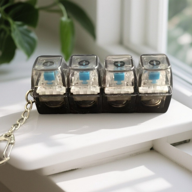 지애랑 스트레스 풀리는 LED 키캡 키링 딸깍이, 4구 클리어 블랙, 1개