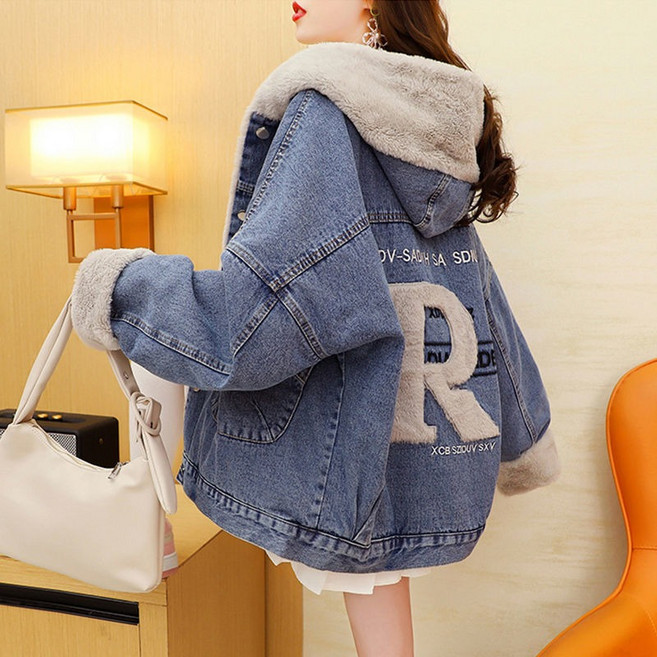 러브심플 날씬해보이는 여성 후드 뽀글이 기모 두꺼운 도톰 따뜻한 데님 자켓 외투 가을 겨울 빅사이즈 레터링 자수 BF 루즈핏 후리스 융털 아우터 외출 간절기 방한복 보온 청자켓