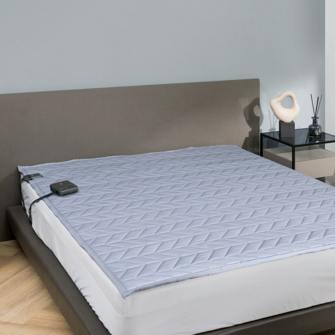 귀뚜라미 카본매트 온열매트 전기장판 전기매트 83시리즈 싱글 퀸 킹, 퀸(KDM832)