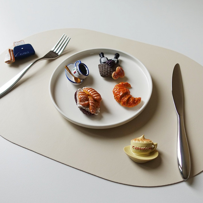 다온라인몰 식탁 테이블매트 1+1 논슬립 미니멀 방수 가죽매트 5color, 2개, 45 x 30 cm, 노랑