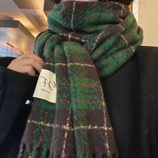 코코린느 겨울 타탄체크 유럽형 디자인 울소재 커플 머플러 (4types)