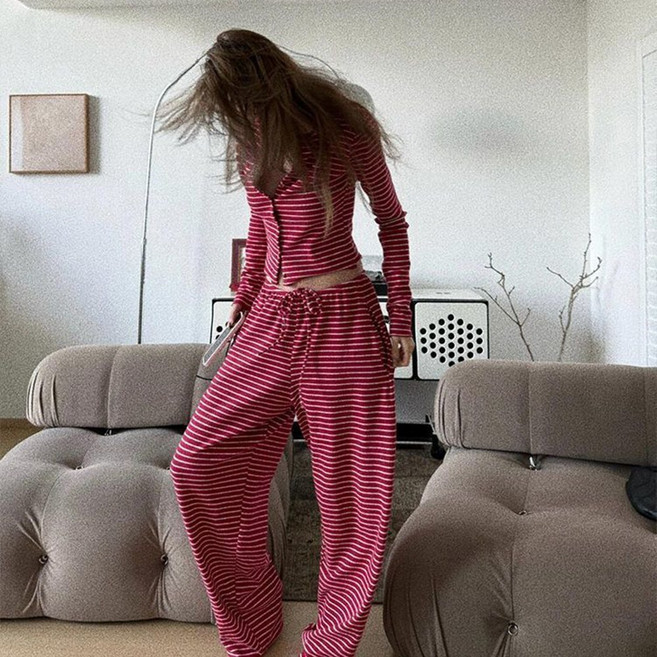 코지데일리 여성 레드 스트라이프 호피 수면잠옷 극세사 파자마
