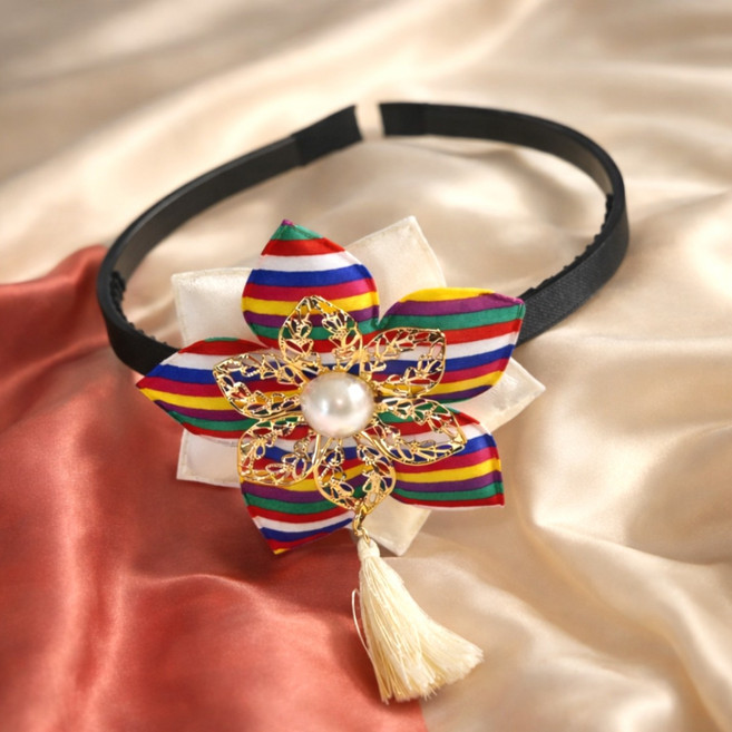 럭키치키 색동 플라워 진주 태슬 헤어밴드