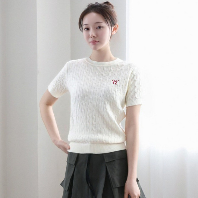클레이스 리본 케이블 여성 반팔 니트