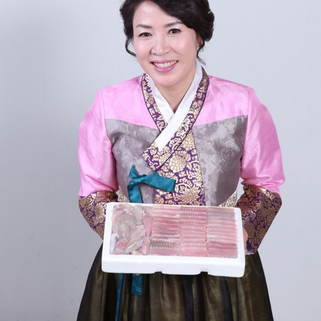 [제일홍어] 국산홍어 모듬 홍어회 1kg 삭힌 애 뼈 탕 날개 무침 명절 추석 부모님 홍어 선물 상차림, 1개, 국산 모듬 1kg 중숙성