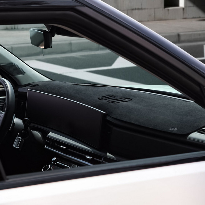 더뉴 QM6 DUB 시그니처 벨벳 논슬립 대쉬보드커버, 19년6월~/SA142