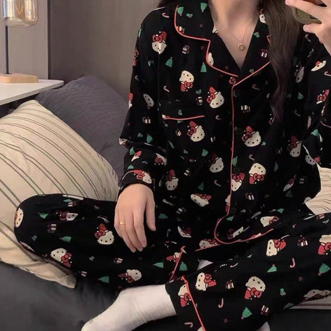 [노아르파자마] 헬로키티 크리스마스 블랙 파자마