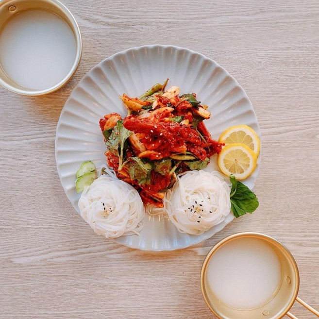 큰손홍어무침 푸짐한 양/ 새콤달콤 홍어무침 맛집/ 오후2시전주문시 당일발송, 2kg, 1개