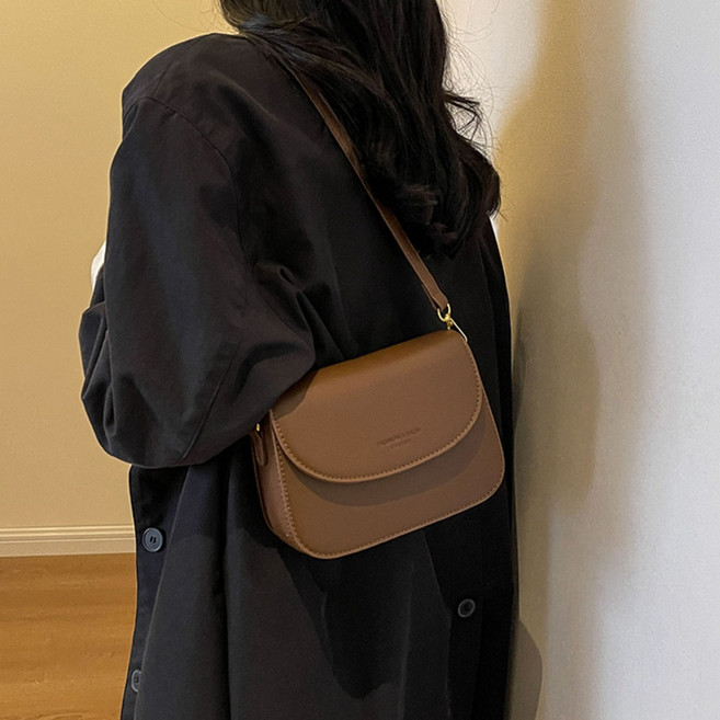 한아로지스 여성 클래식 새들 숄더백