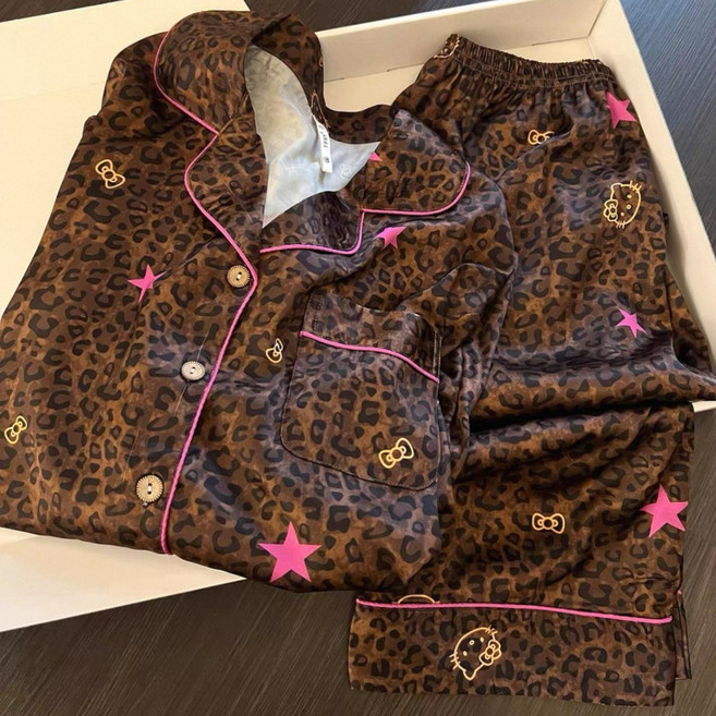 [노아르파자마] 여성 키티 호피 핑크 별 패턴 파자마 세트 긴팔 긴바지 홈웨어 잠옷