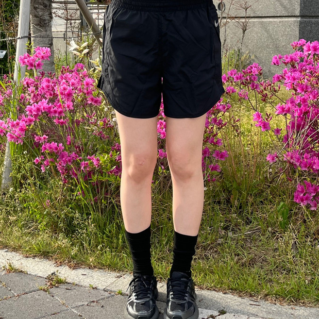 나이키 NIKE 여성 러닝 쇼츠 반바지 템포 럭스 5인치