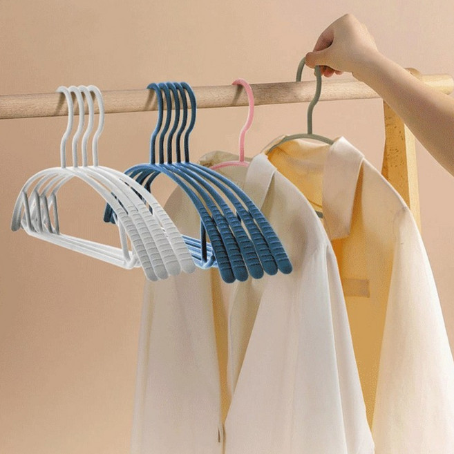 [20개 세트] 어깨뿔 방지 논슬립 옷걸이 - 다용도 멀티 옷걸이 / 4색상 / 미끄럼방지 논슬립 / 자취 필수템, 20개, 그레이