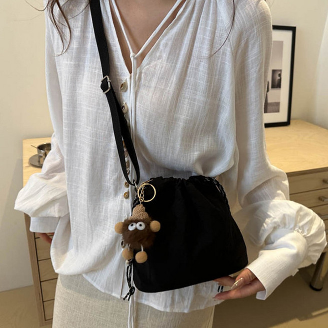 데일로엔 여성 나일론 크로스백 버킷백 미니 가방