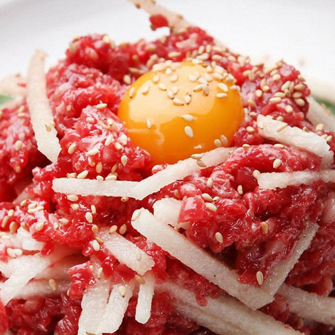 할매정육점 [3만원이상 떡갈비증정] 청정우 오늘은 육회 180g x 4 육회소스증정, 4개