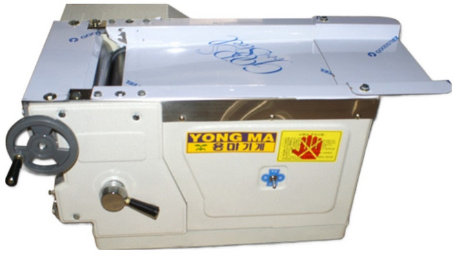 용마 제면기 스텐 생면 기계 자동 면 중식용 국수 만두피 반죽기 업소용 뽑는 대용량 업소용, 4mm