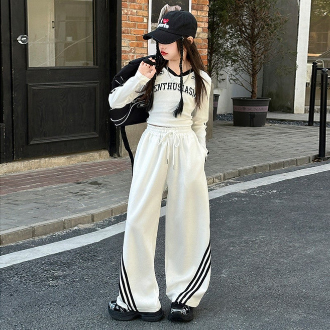 해피델리 주니어 듀오 크롭T+랩 스커트+트랙 팬츠 세트 트레이닝 조거팬츠 맨투맨 스트릿패션