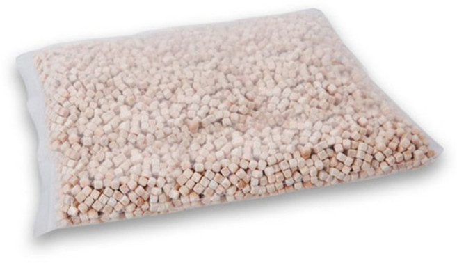 에코숲라이프 편백나무칩 베개속 가습기 모래 촉감 놀이 편백큐브 베개칩, 편백나무(초미니 큐브칩)-4~5mm/1kg, 1개