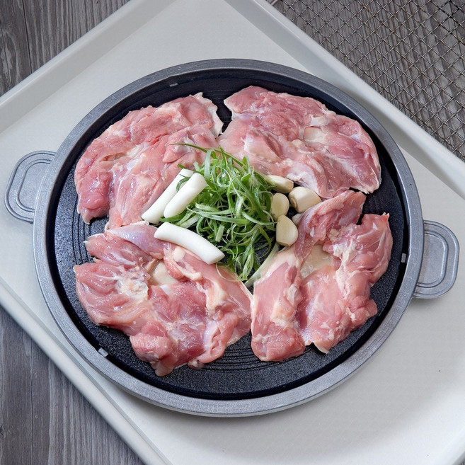 [ 무려 2KG ] 냉동 뼈 없는 순살 점보 통 닭다리살, 1개